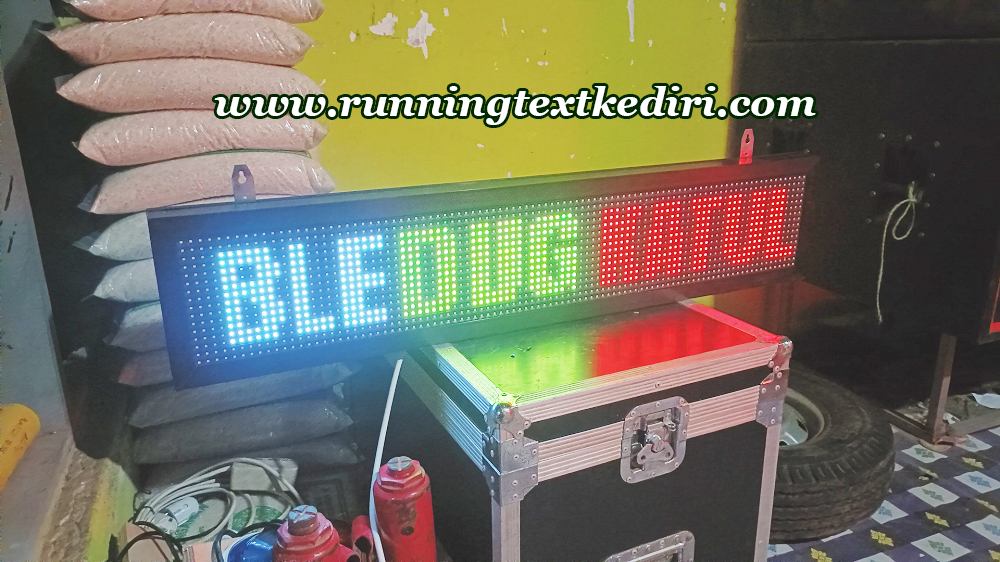 <p>Pemasangan Running text RGB dengan warna lebih dari satu yang saat ini sudah banyak yang menggunakan, karena banyaknya warna yang akan di tampilkan akan membuat suasana menjadi menarik dan nyaman. Kami menjualnya dengan&nbsp; harga murah dan barang yang kami gunakan juga berkualitas terbaik dengan begitu anda bisa membeli running text di toko kami.</p>